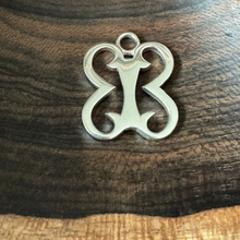 Load image into Gallery viewer, Pempamsie Charm