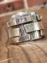 Load image into Gallery viewer, Textured Love Ring 11