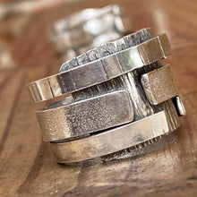 Load image into Gallery viewer, Textured Love Ring 11